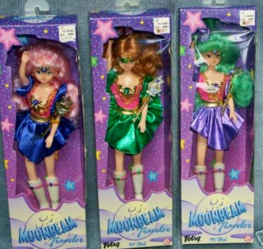 http://moonsisters.org/moonsisters/BootlegsAreEVIL/doll-48.JPG